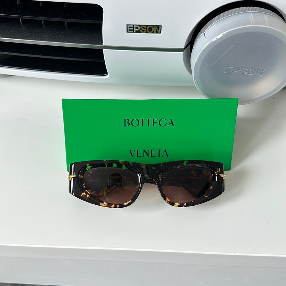 Bottega Veneta Sunglasses